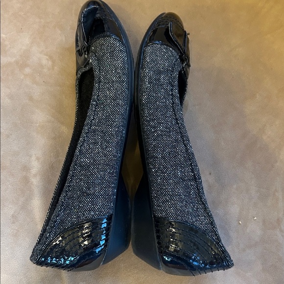 Black & Gray patent and tweed fabric Loafers - Picture 5 of 8